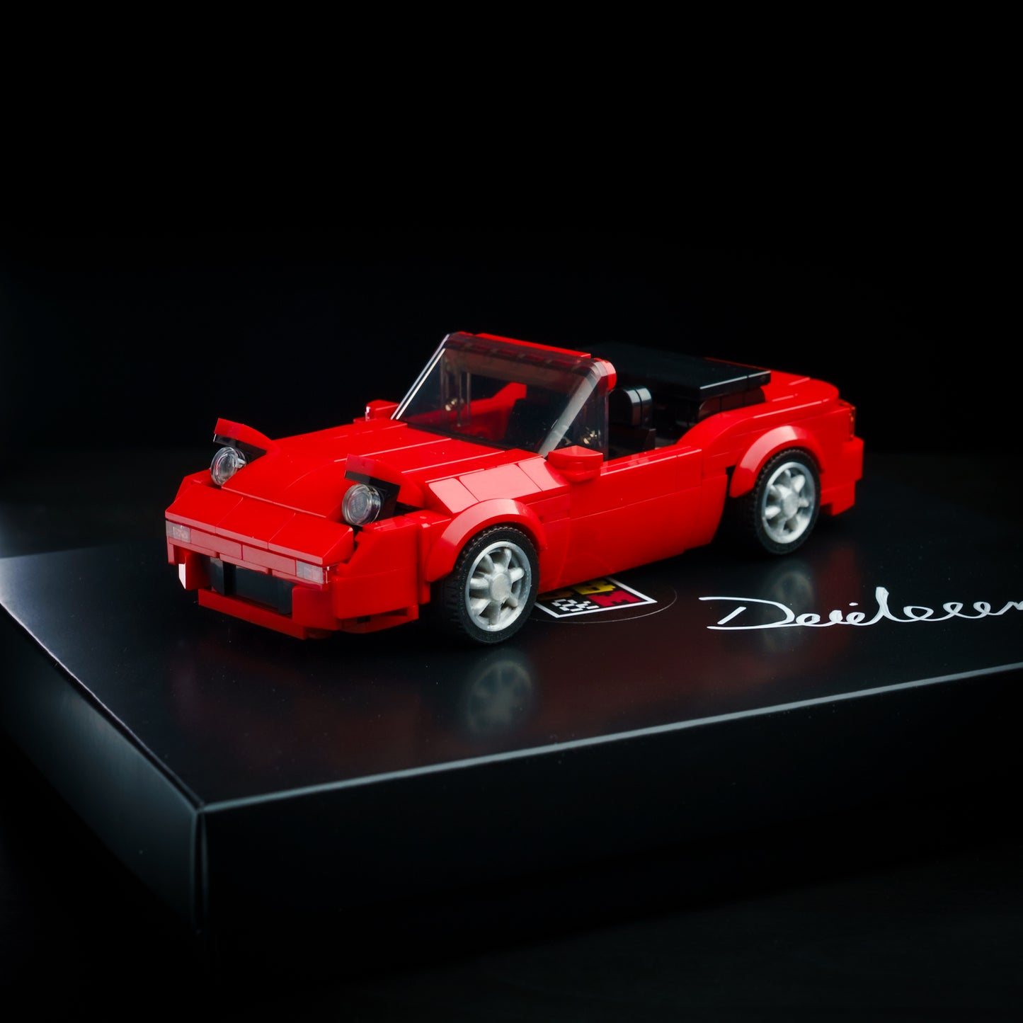 Inspired by Mazda Miata NA in Red - LEGO Kit