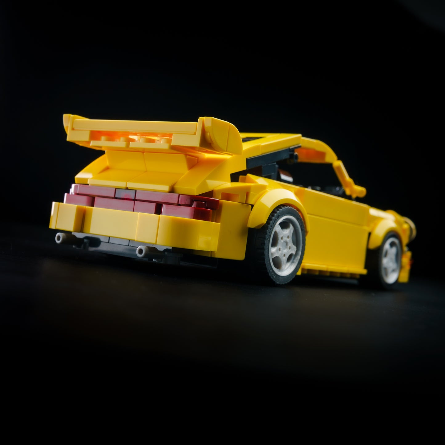 Inspired by Porsche Carrera RS 3.8 - LEGO Kit